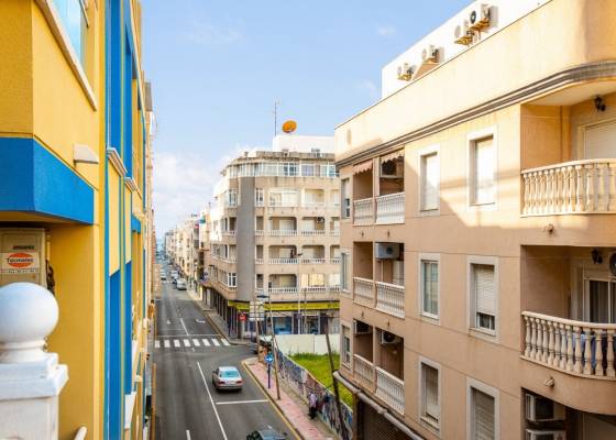buy house in spain