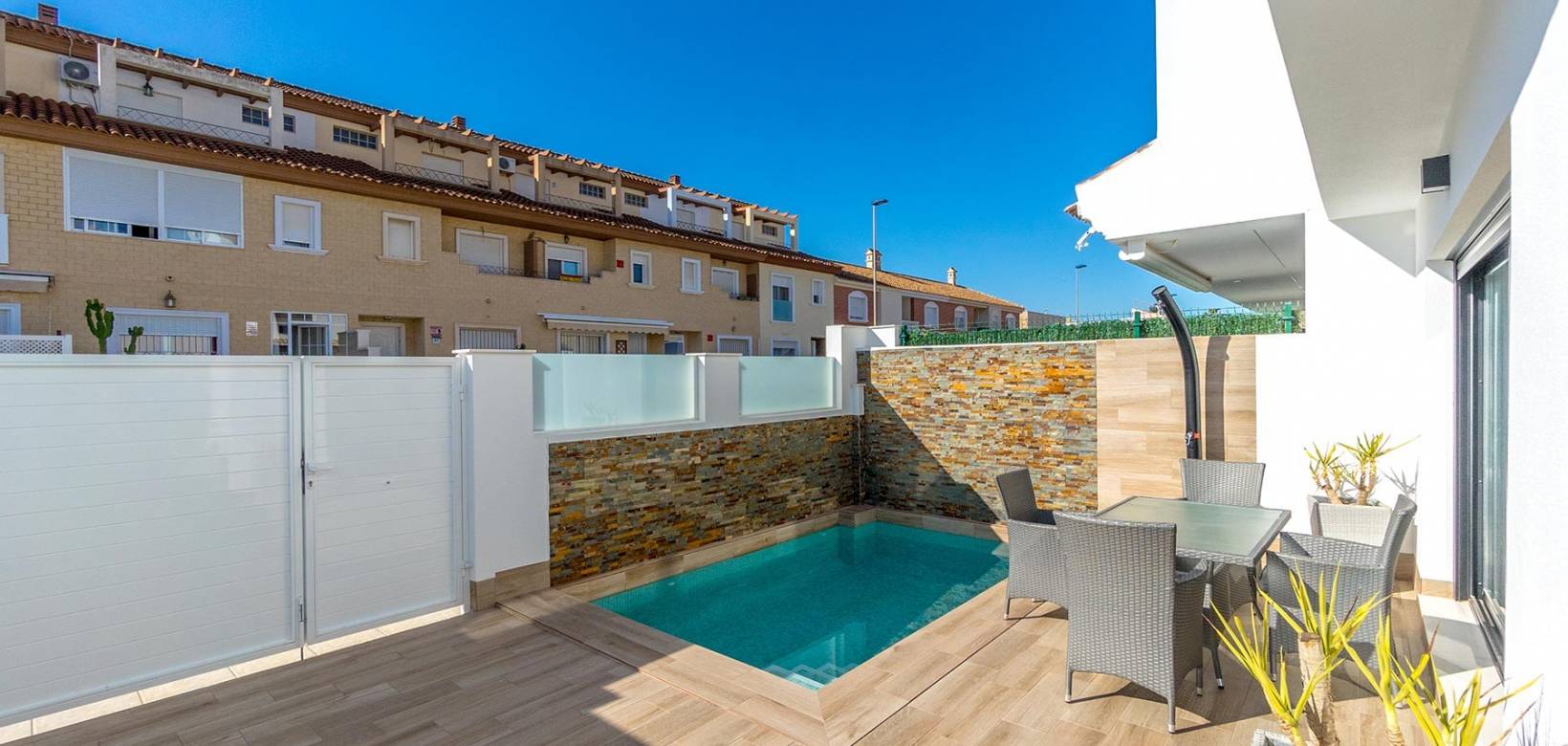 buy house in spain
