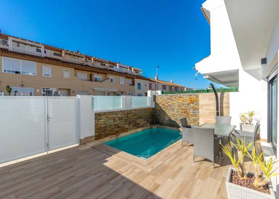 buy house in spain