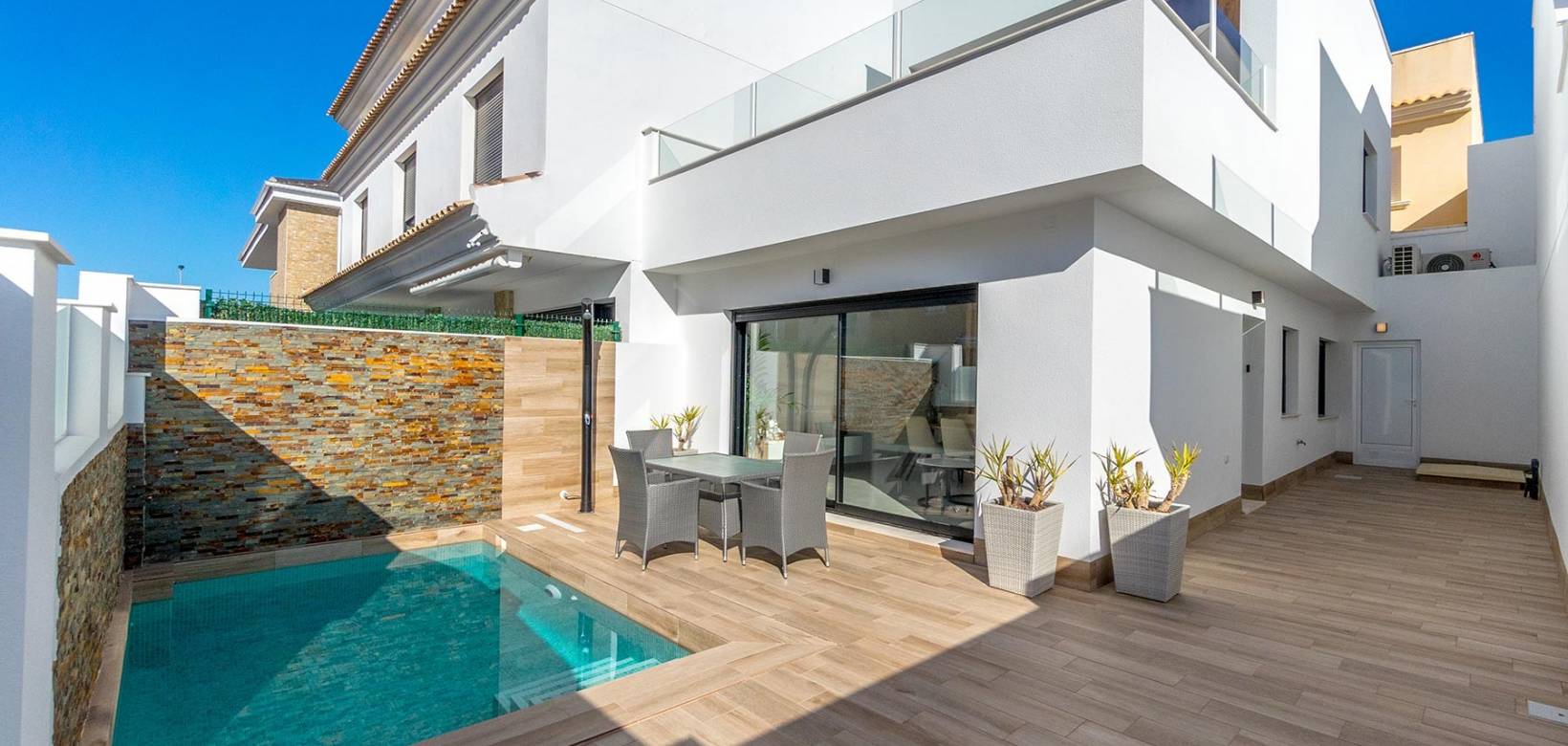 buy house in spain