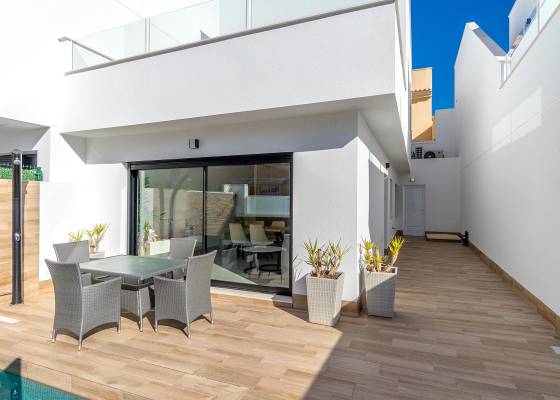 buy house in spain